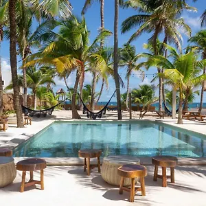 Hotel Selina Poc Na Isla Mujeres